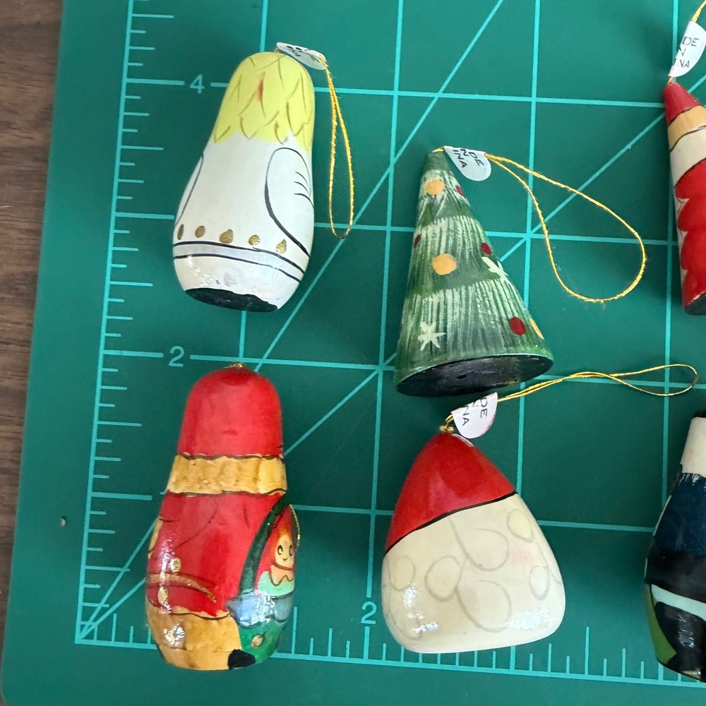 Lot of 38 Vintage Hand Painted Wooden Christmas Ornaments Santa Tree Angel Dolls - Picture 5 of 13